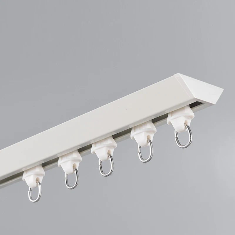 RAIL PLAFOND EN FORME DE V